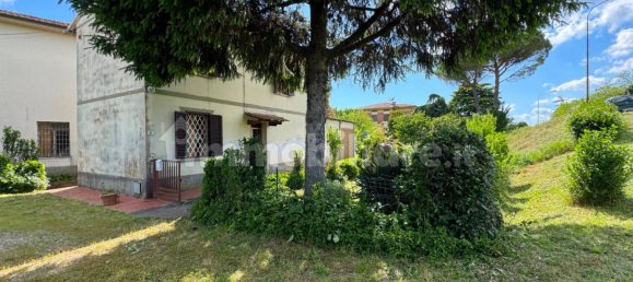 2 bedrooms House in San Miniato, Italy No. 261760 8