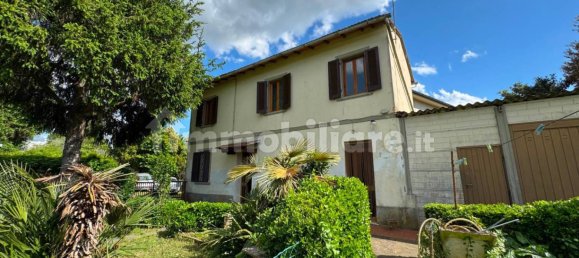 2 bedrooms House in San Miniato, Italy No. 261760 9