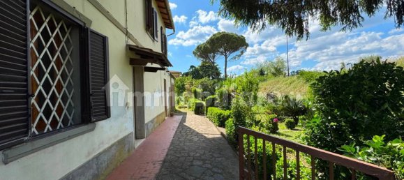 2 bedrooms House in San Miniato, Italy No. 261760 10