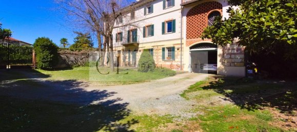 4 bedrooms House in Rosignano Monferrato, Italy No. 320138 2