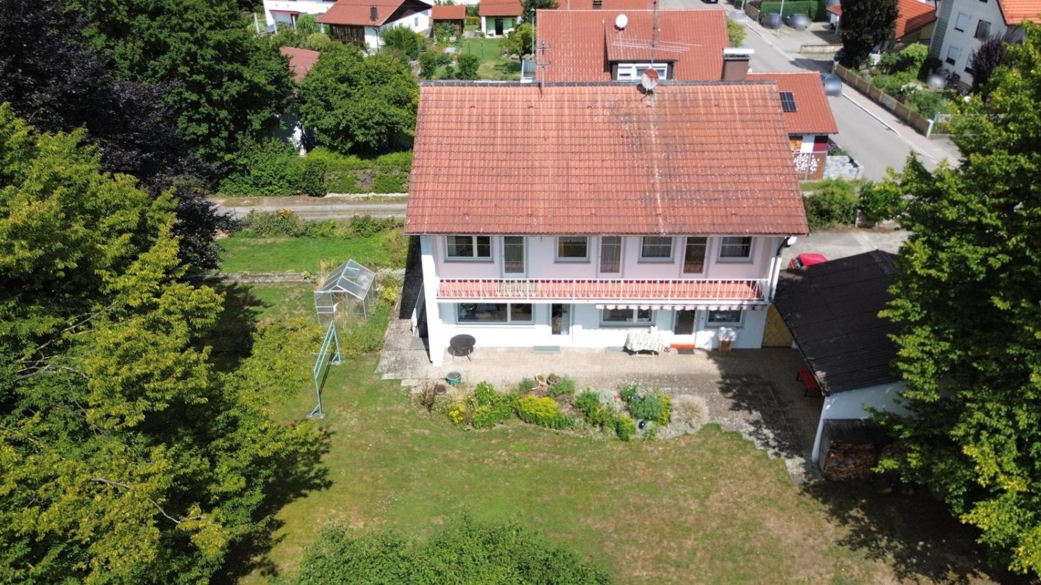 8 rooms House in Biberach, Germany No. 279419