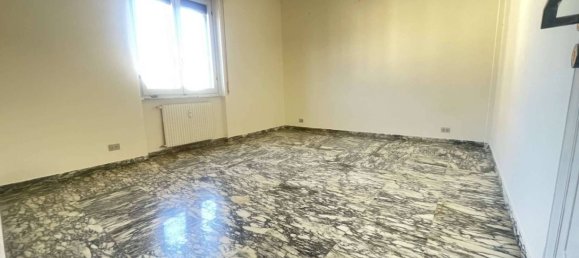 1 bedroom Apartment in Genoa, Italy No. 295354 3