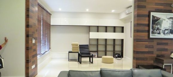 3 bedrooms Villa in Long Bien, Vietnam No. 3656 4