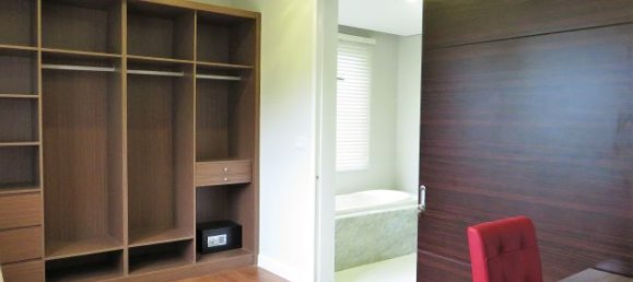 3 bedrooms Villa in Long Bien, Vietnam No. 3656 16