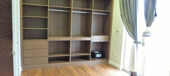 3 bedrooms Villa in Long Bien, Vietnam No. 3656 11