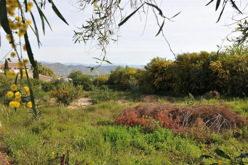 1187m² Land in Alhaurin el Grande, Spain No. 85750