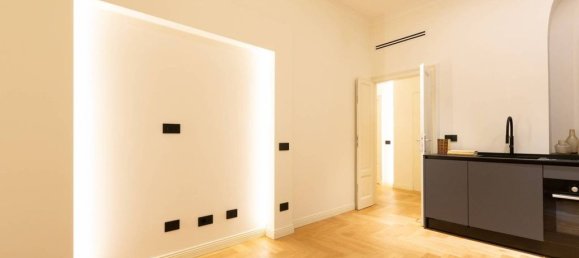 2 Schlafzimmer Wohnung in Milan, Italy, Nr. 296858 57