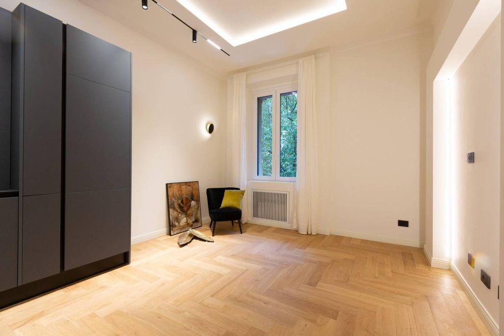 2 Schlafzimmer Wohnung in Milan, Italy, Nr. 296858