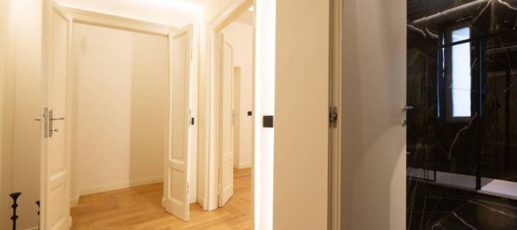 2 Schlafzimmer Wohnung in Milan, Italy, Nr. 296858 75