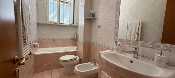 3 bedrooms Apartment in Naples, Italy No. 313999 20