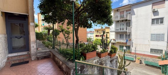 3 bedrooms Apartment in Naples, Italy No. 313999 28