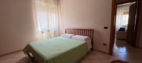 3 bedrooms Apartment in Naples, Italy No. 313999 5