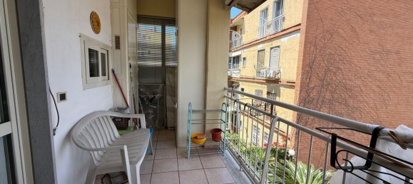 3 bedrooms Apartment in Naples, Italy No. 313999 11
