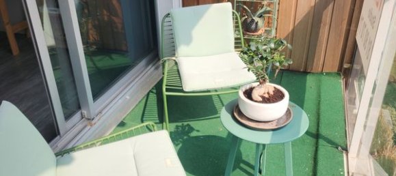 Studio in La Rochelle, France No. 319840 3