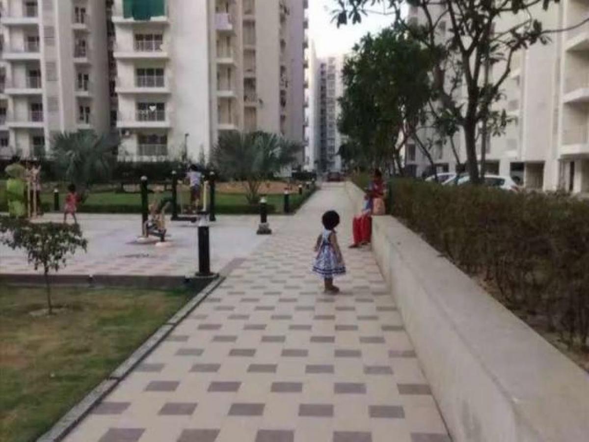 2 bedrooms House in Ghaziabad, India No. 60559