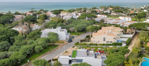 530m² Land in Almancil, Portugal No. 113826 4