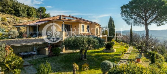 12 rooms Villa in Passignano sul Trasimeno, Italy No. 70740 14