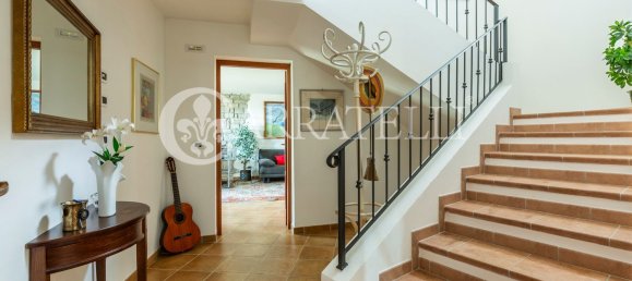 12 rooms Villa in Passignano sul Trasimeno, Italy No. 70740 35