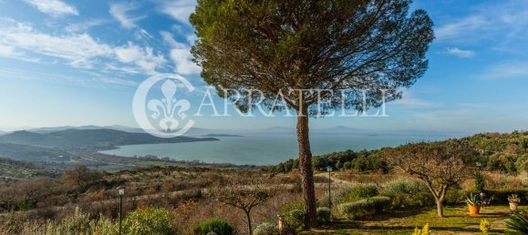 12 rooms Villa in Passignano sul Trasimeno, Italy No. 70740 20