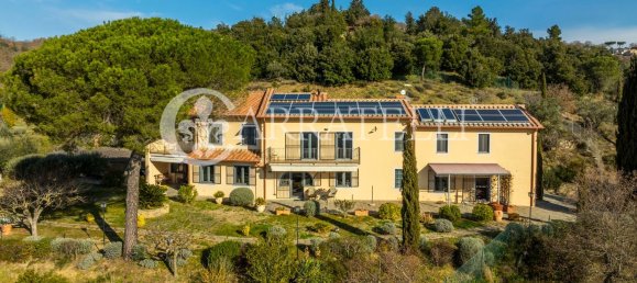 12 rooms Villa in Passignano sul Trasimeno, Italy No. 70740 4