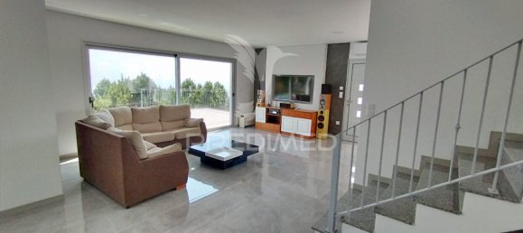 3 bedrooms House in Calheta, Portugal No. 115177 9