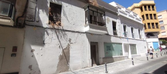 Здание 200м² в Кадис, Испания № 166290 3