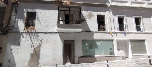 Здание 200м² в Кадис, Испания № 166290 2