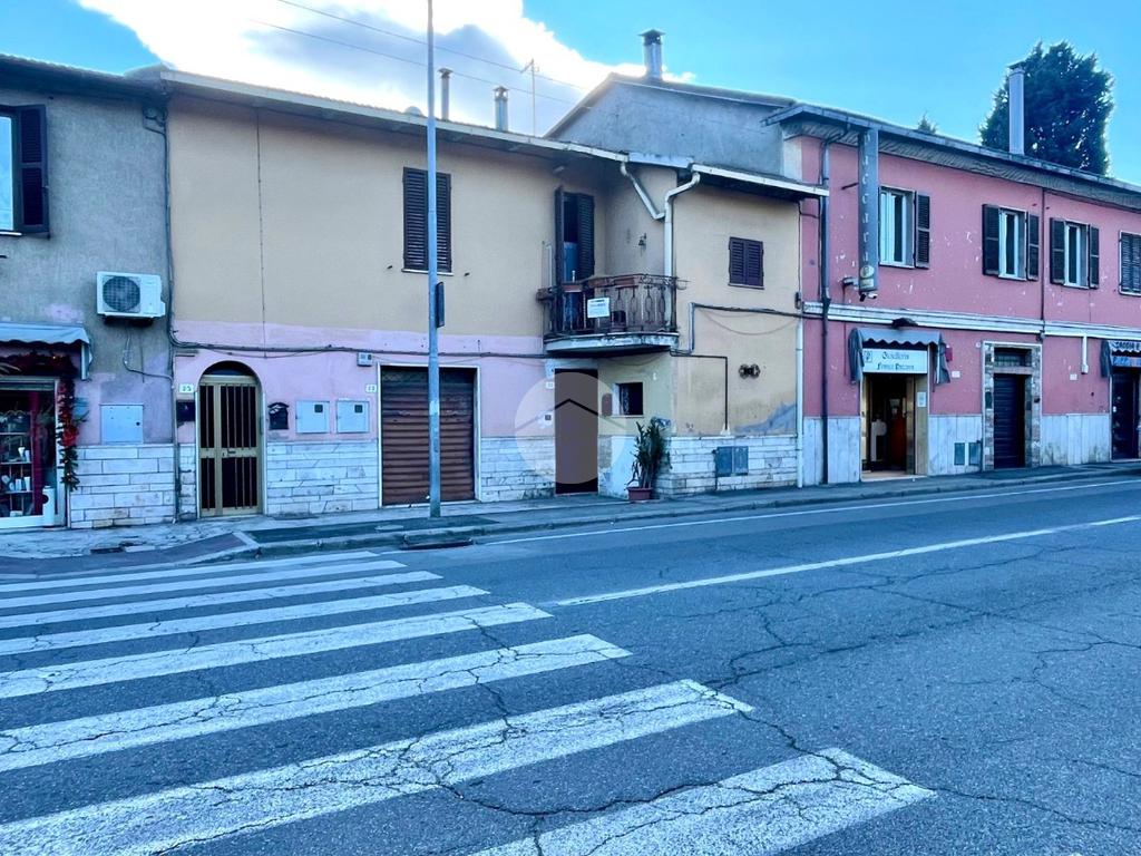 2 bedrooms House in Terni, Italy No. 264032