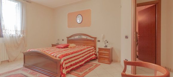 8-salle Maison à San Giovanni in Persiceto, Italy No. 140704 11