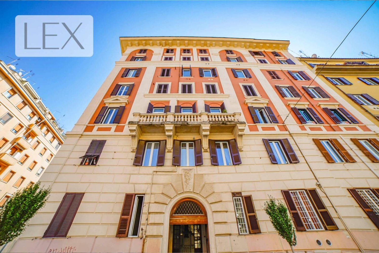 2 bedrooms Apartment in Rome, Italy No. 391004