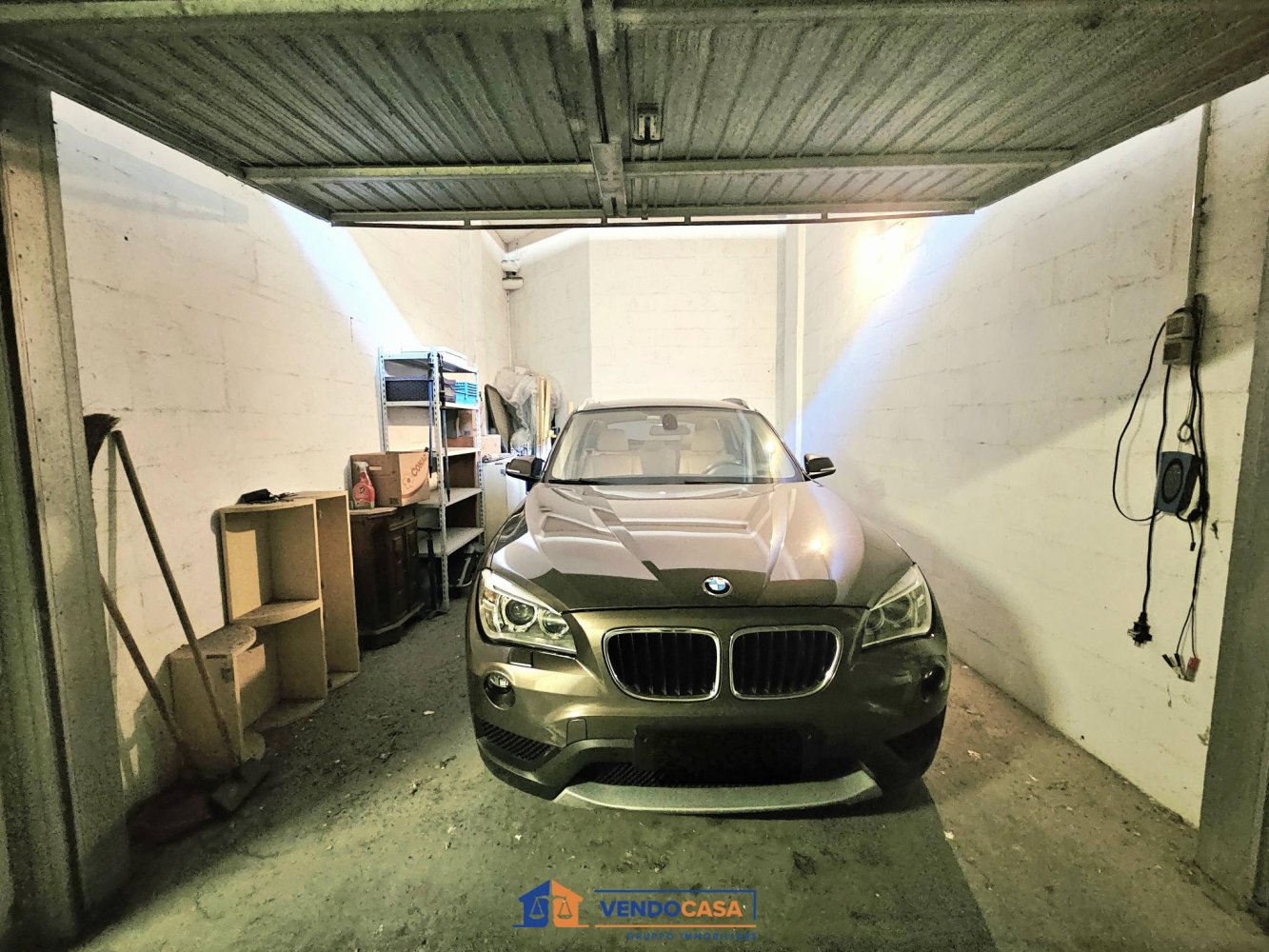 Гараж с 1 комнатой в Брешиа, Италия № 277751