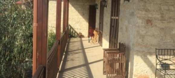 3 bedrooms Villa in Limassol, Cyprus No. 13193 8