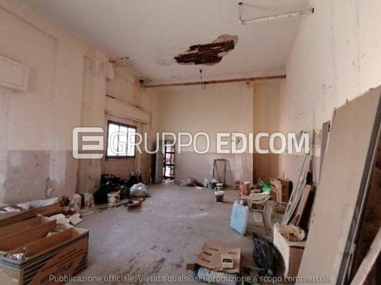 30m² Garage in Syracuse, Italy No. 267505