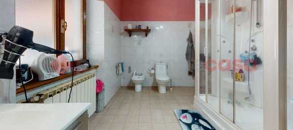 Casa de 3 habitaciónes en Barga, Italy No. 230258 33