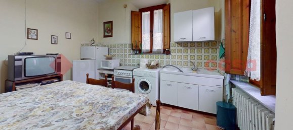Casa de 3 habitaciónes en Barga, Italy No. 230258 44