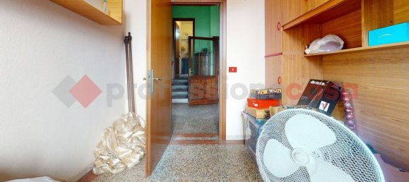 Casa de 3 habitaciónes en Barga, Italy No. 230258 42