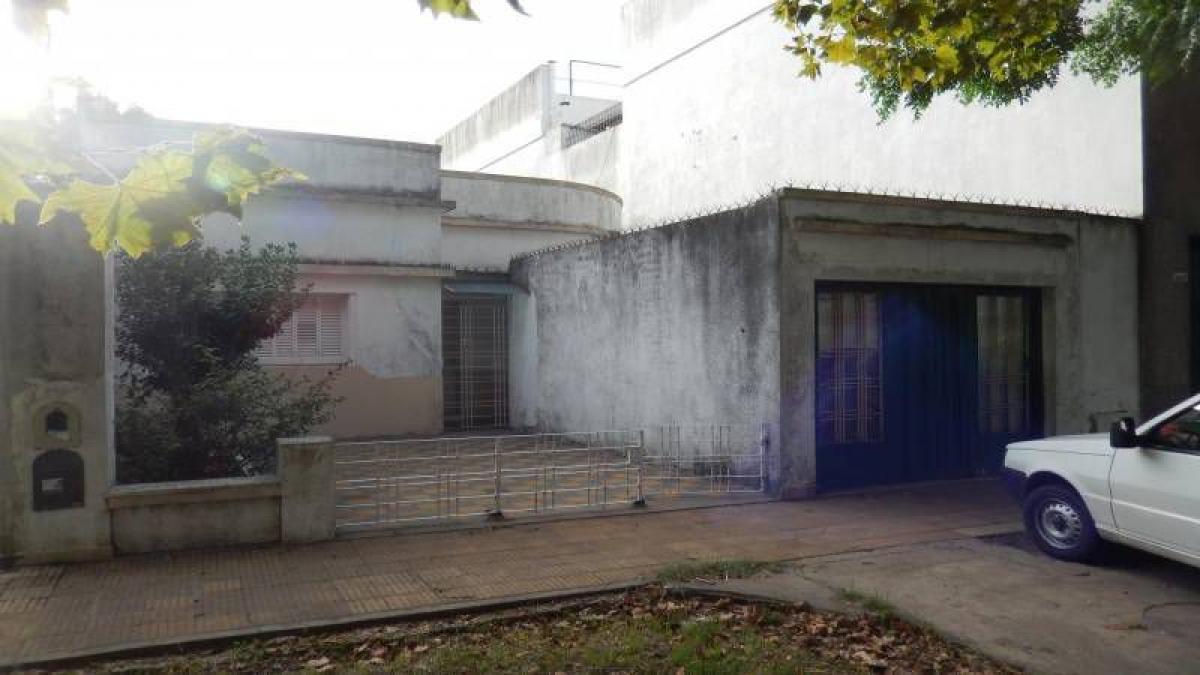 2 bedrooms House in Quilmes, Argentina No. 55920