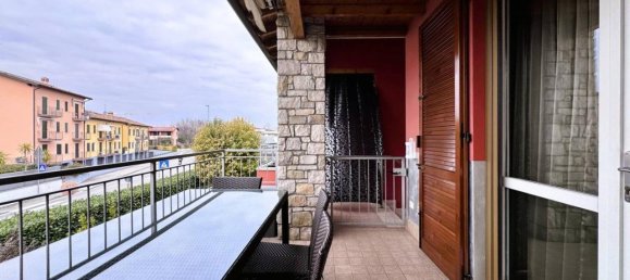 3غرفة شقة في Desenzano del Garda, Italy رقم 151668 14