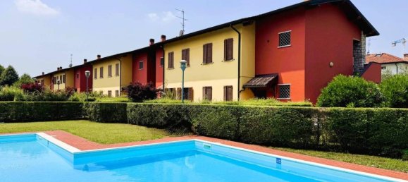 3غرفة شقة في Desenzano del Garda, Italy رقم 151668 5