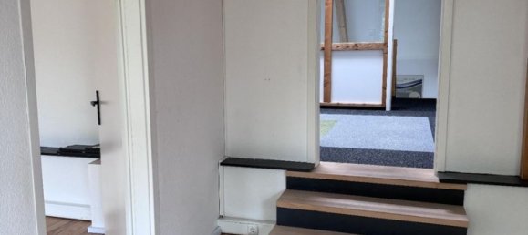 Здание с 4 комнатами в Везель, Германия № 57488 21