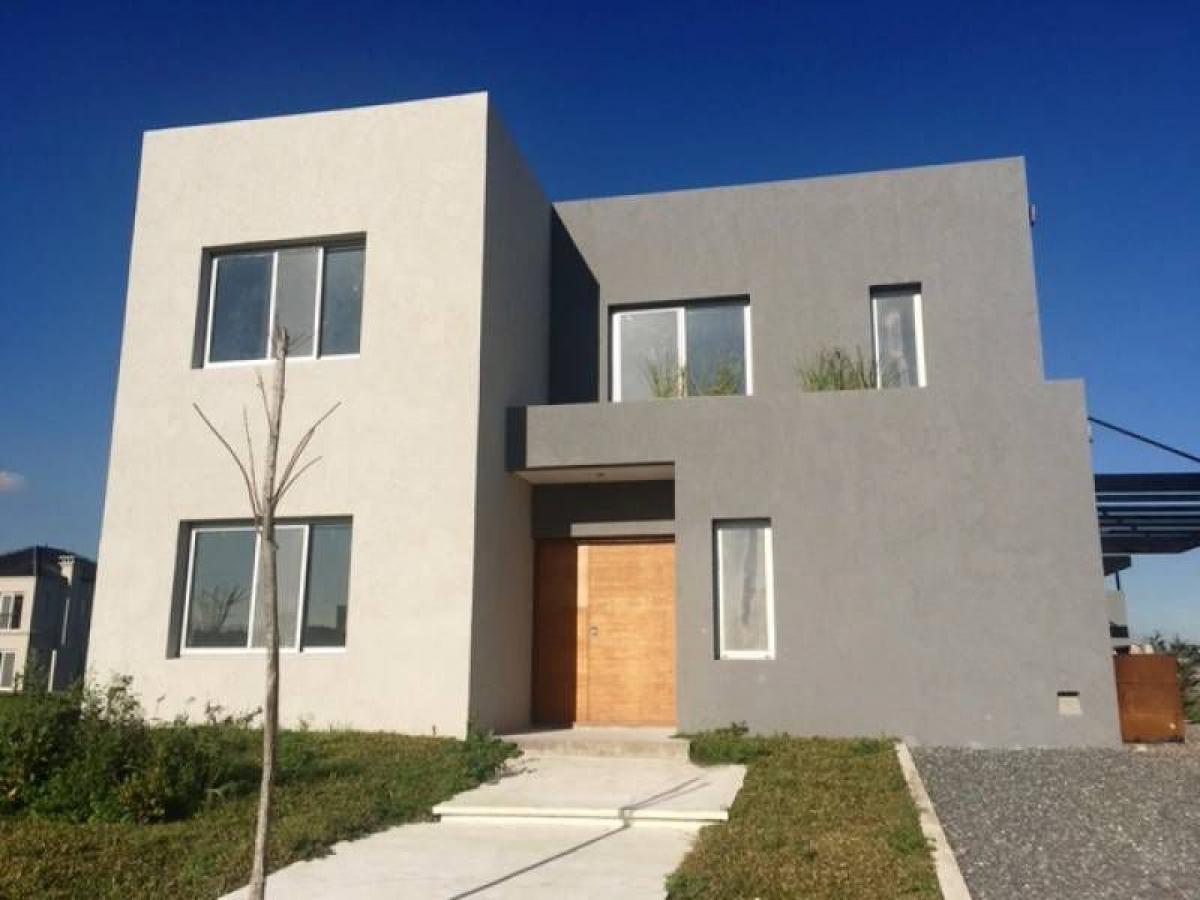 Дом с 4 спальнями в Тигре, Аргентина № 7392