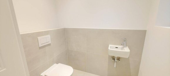 2 rooms Apartment in Mariahilf, Austria No. 249454 9