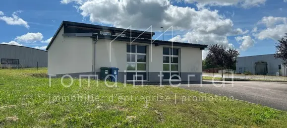 Gewerbliche Immobilie in Limoges, France 194m², Nr. 288904 10