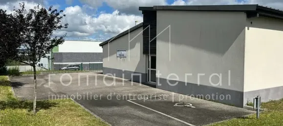 Gewerbliche Immobilie in Limoges, France 194m², Nr. 288904 11