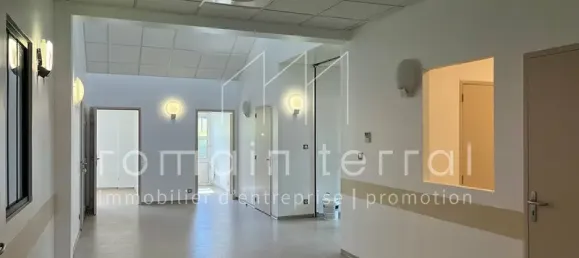 Gewerbliche Immobilie in Limoges, France 194m², Nr. 288904 3