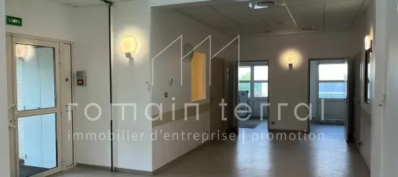 Gewerbliche Immobilie in Limoges, France 194m², Nr. 288904 4