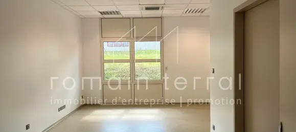 Gewerbliche Immobilie in Limoges, France 194m², Nr. 288904 7