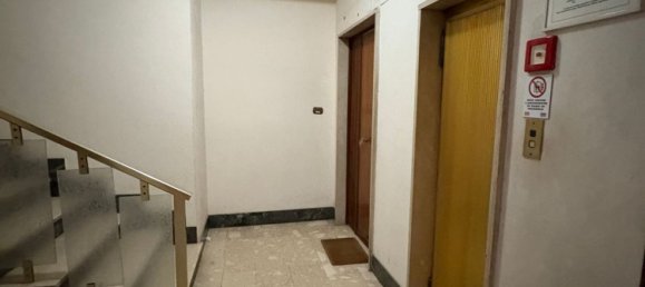 6 rooms Apartment in Rome, Italy No. 44847 4
