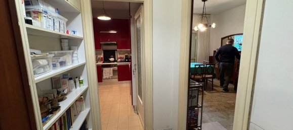 6 rooms Apartment in Rome, Italy No. 44847 48