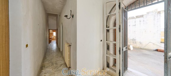 6 rooms House in Tuglie, Italy No. 230589 37